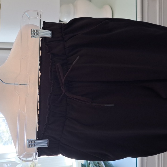 Lululemon Womens Black Stretch High Rise Jogger Full Length Elastic Waist Size 4 - Picture 2 of 10